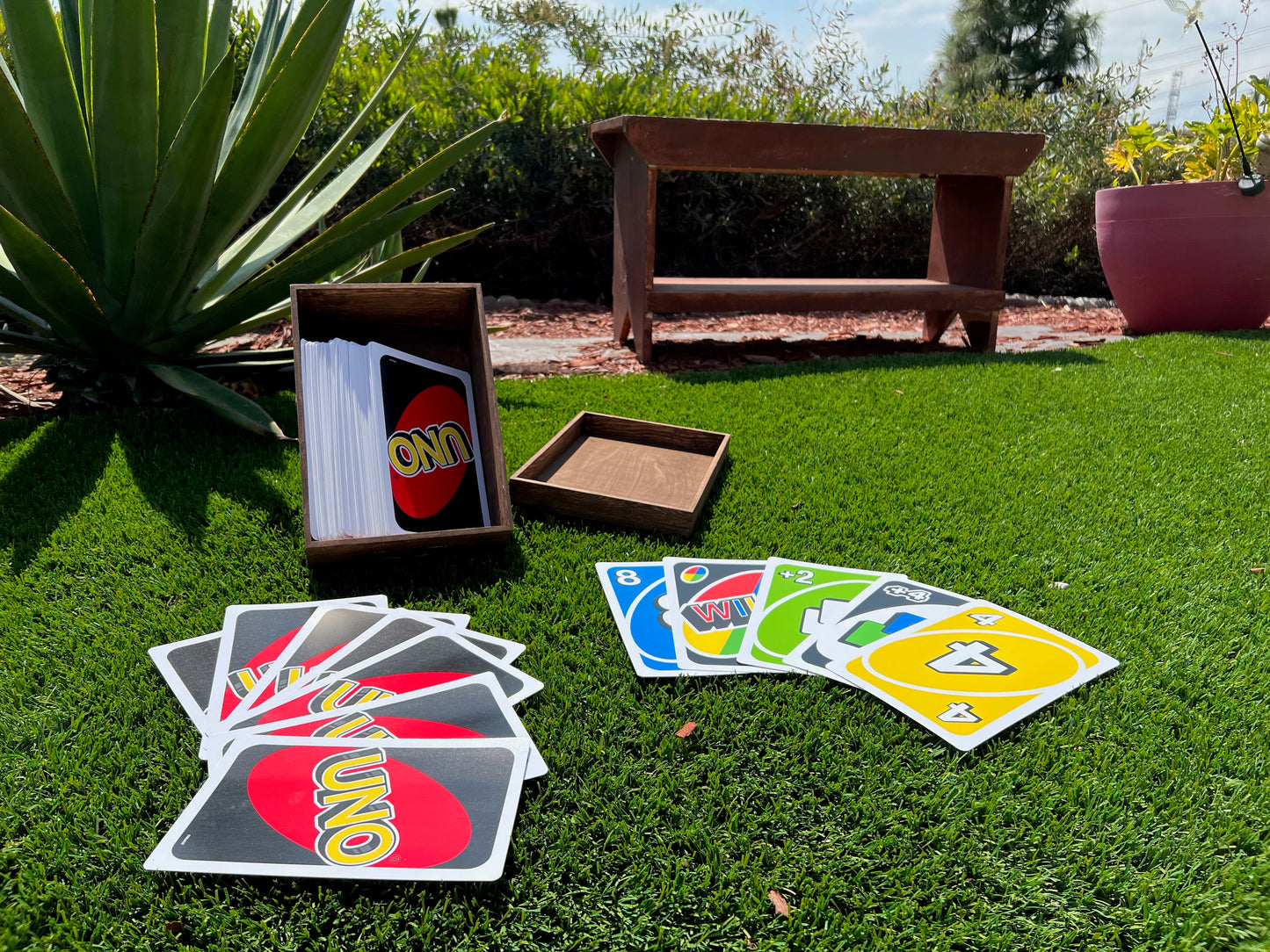 GIANT UNO PLAYING CARDS